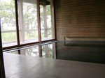 2504hikaribatha01.jpg