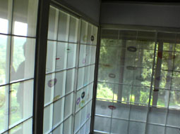 2711amid01.jpg